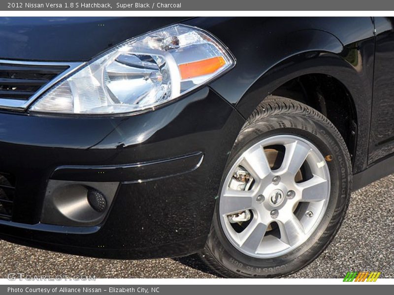 Super Black / Charcoal 2012 Nissan Versa 1.8 S Hatchback