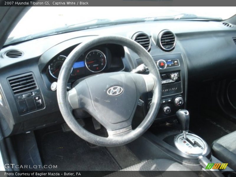 Dashboard of 2007 Tiburon GS