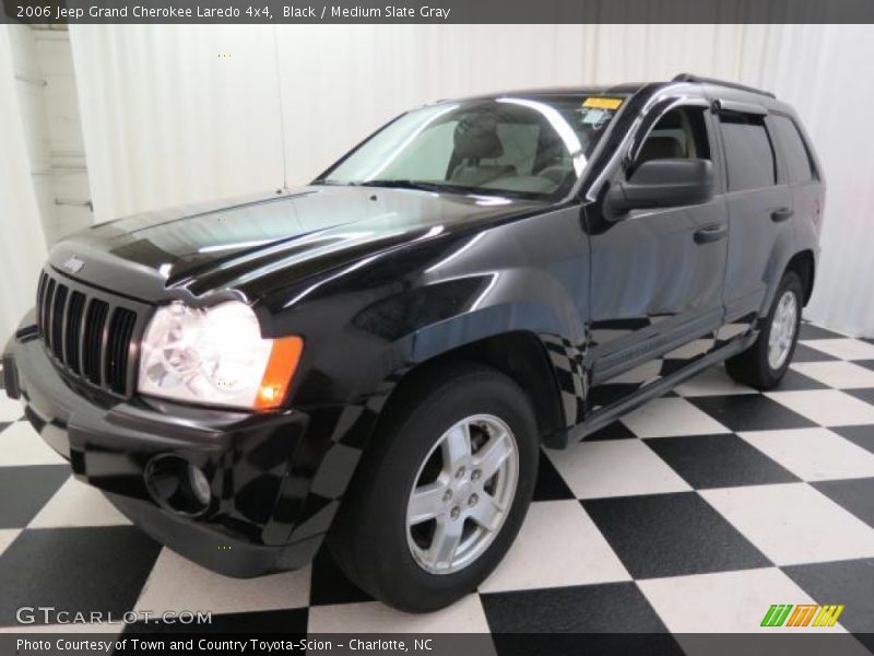 Black / Medium Slate Gray 2006 Jeep Grand Cherokee Laredo 4x4