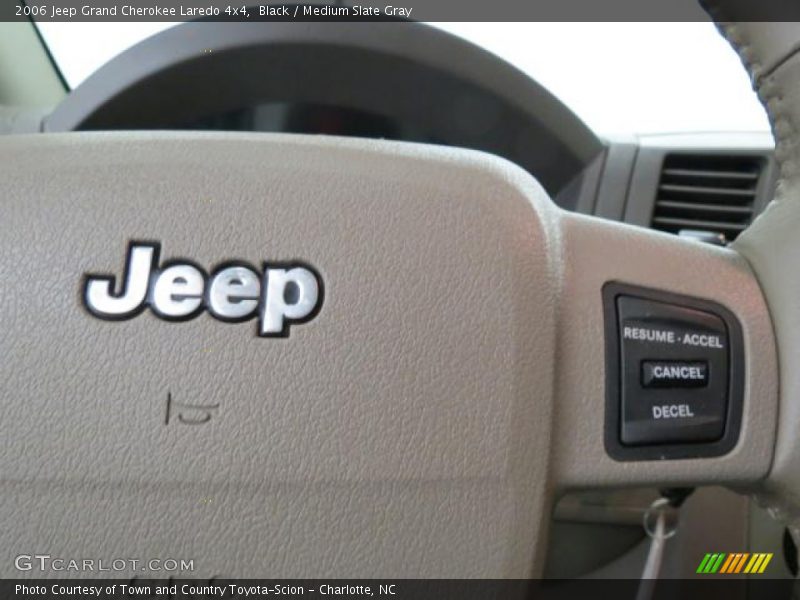 Black / Medium Slate Gray 2006 Jeep Grand Cherokee Laredo 4x4
