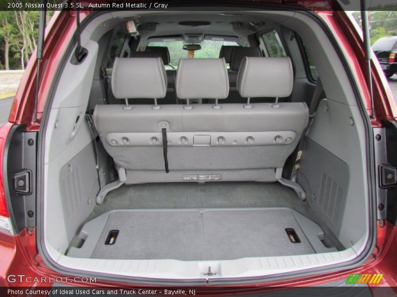  2005 Quest 3.5 SL Trunk