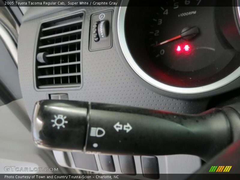 Super White / Graphite Gray 2005 Toyota Tacoma Regular Cab