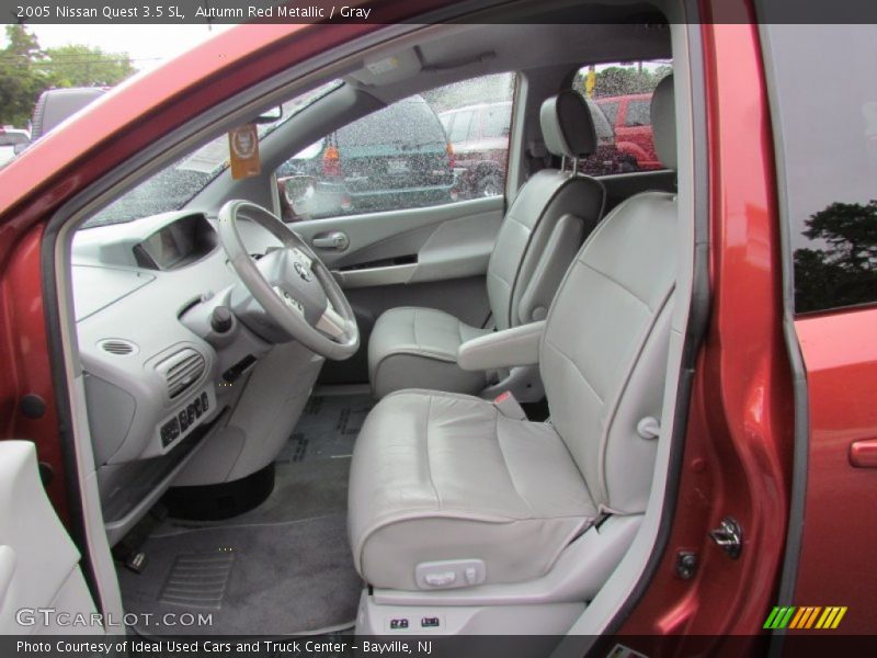 Front Seat of 2005 Quest 3.5 SL