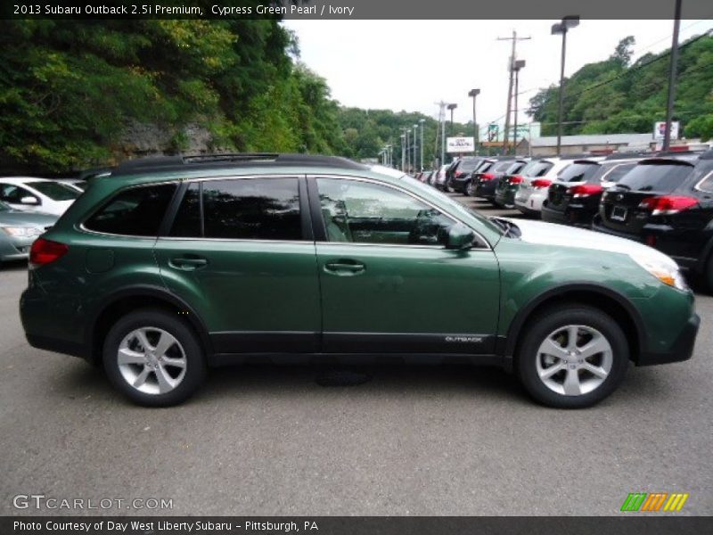 Cypress Green Pearl / Ivory 2013 Subaru Outback 2.5i Premium