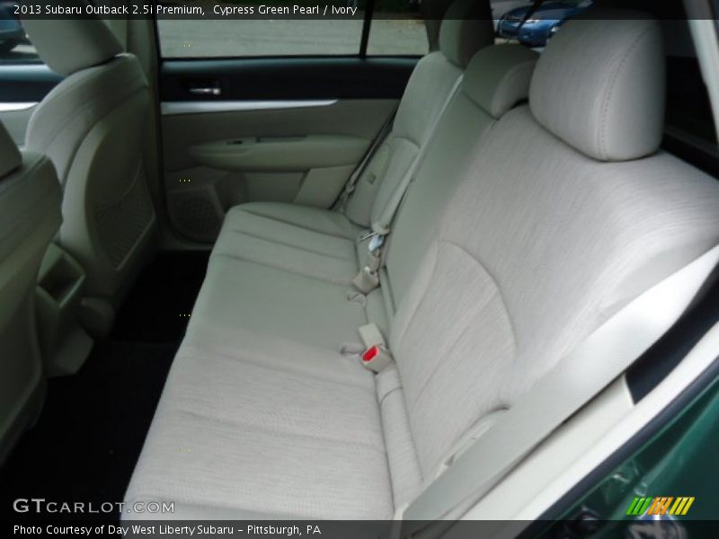 Cypress Green Pearl / Ivory 2013 Subaru Outback 2.5i Premium