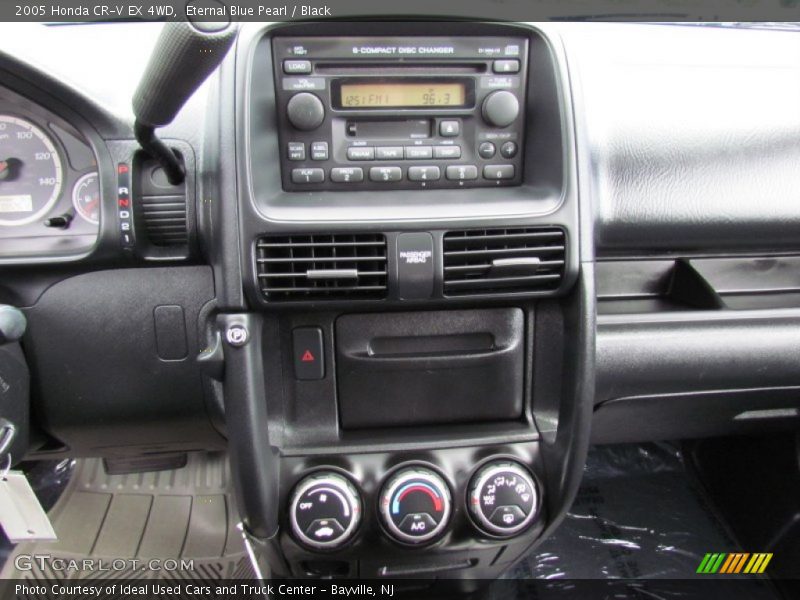 Controls of 2005 CR-V EX 4WD