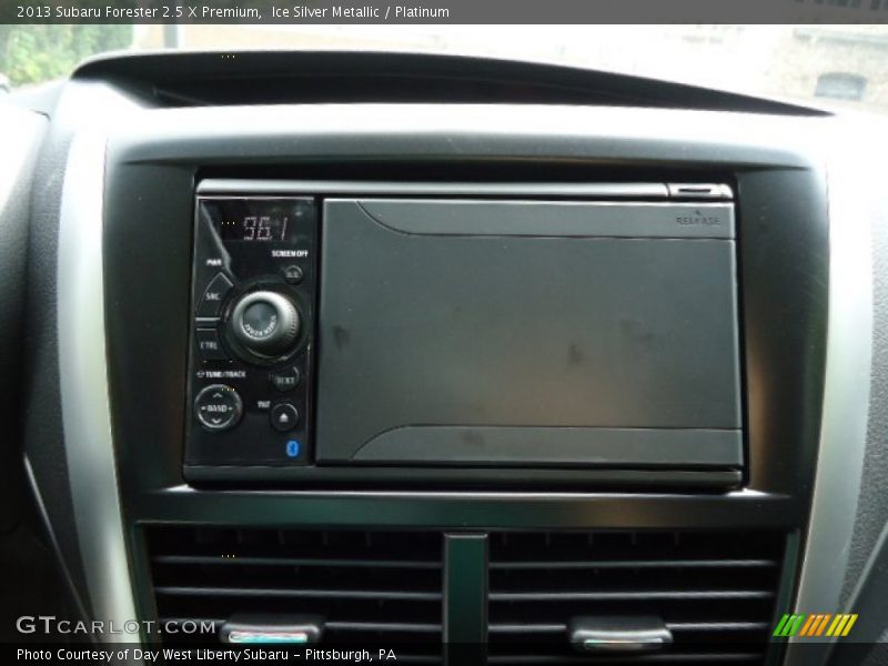 Ice Silver Metallic / Platinum 2013 Subaru Forester 2.5 X Premium