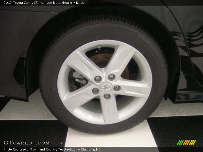 Attitude Black Metallic / Black 2012 Toyota Camry SE