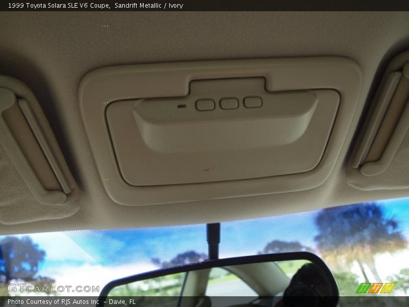Sandrift Metallic / Ivory 1999 Toyota Solara SLE V6 Coupe