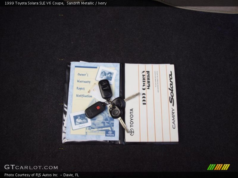 Sandrift Metallic / Ivory 1999 Toyota Solara SLE V6 Coupe