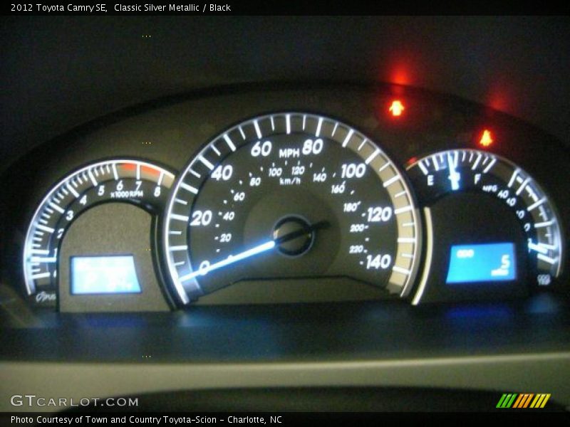 Classic Silver Metallic / Black 2012 Toyota Camry SE
