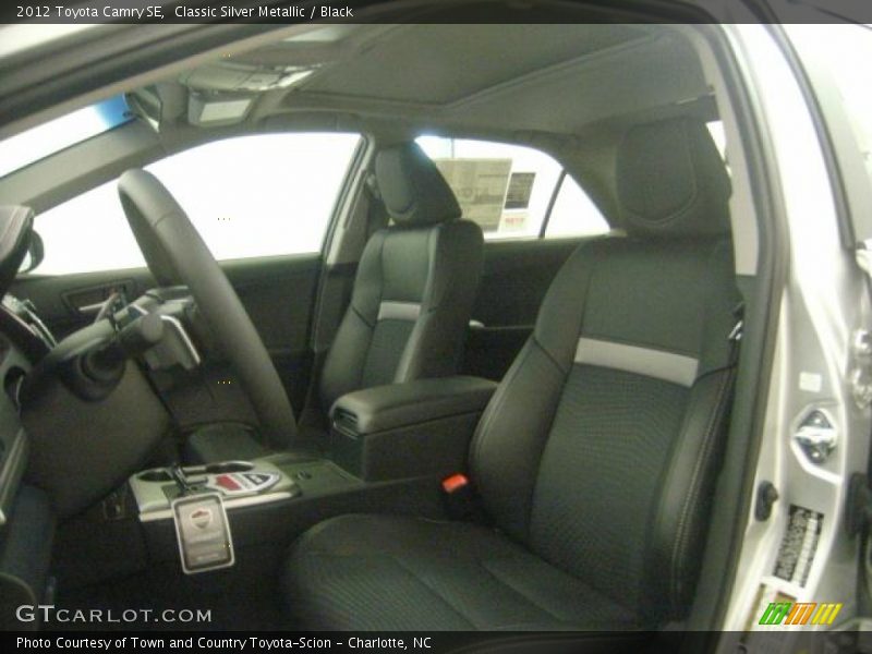 Classic Silver Metallic / Black 2012 Toyota Camry SE