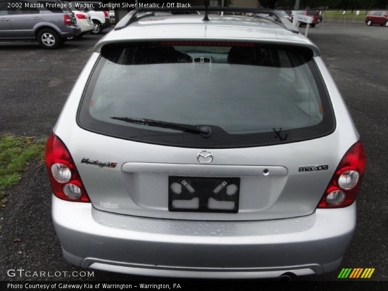 Sunlight Silver Metallic / Off Black 2002 Mazda Protege 5 Wagon