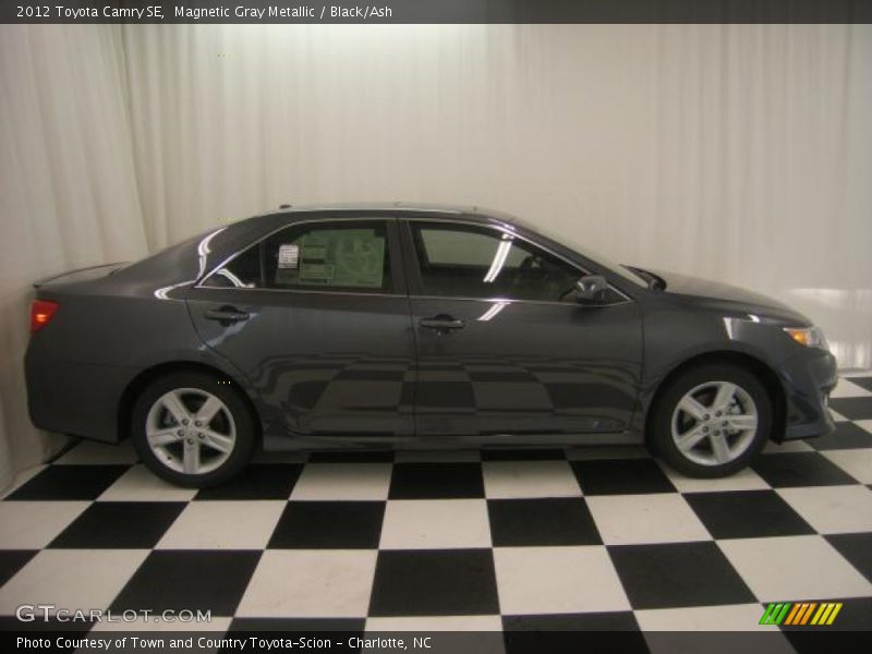 Magnetic Gray Metallic / Black/Ash 2012 Toyota Camry SE