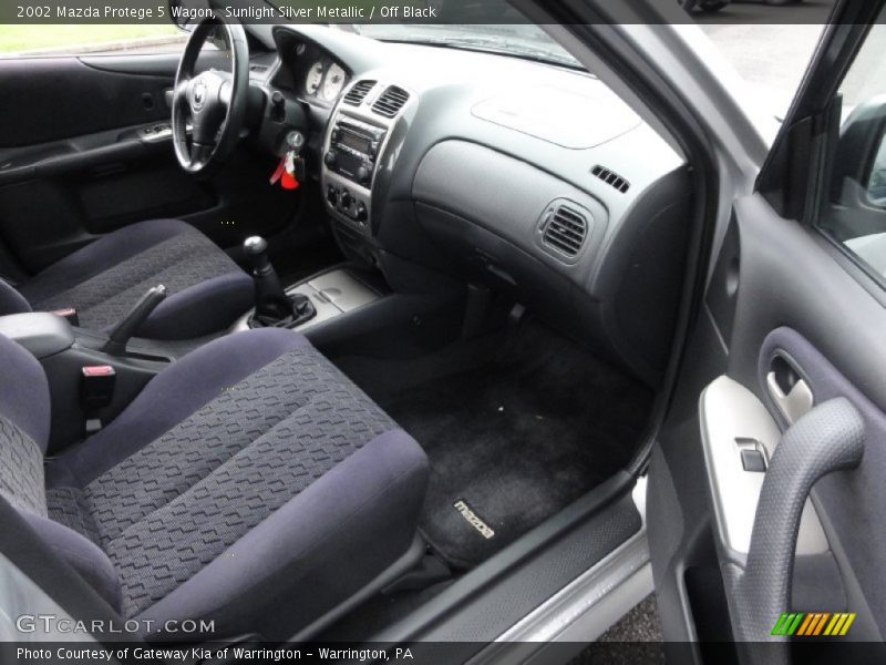 Sunlight Silver Metallic / Off Black 2002 Mazda Protege 5 Wagon