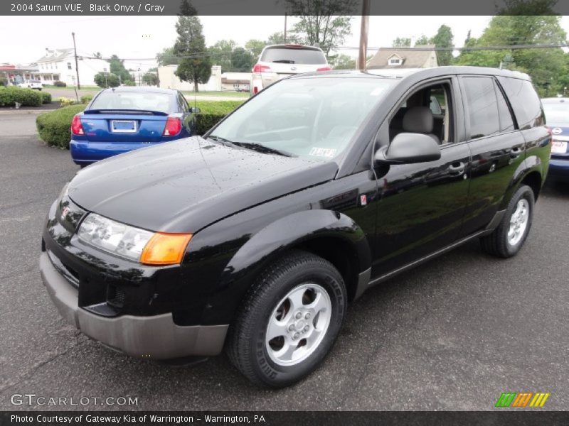Black Onyx / Gray 2004 Saturn VUE