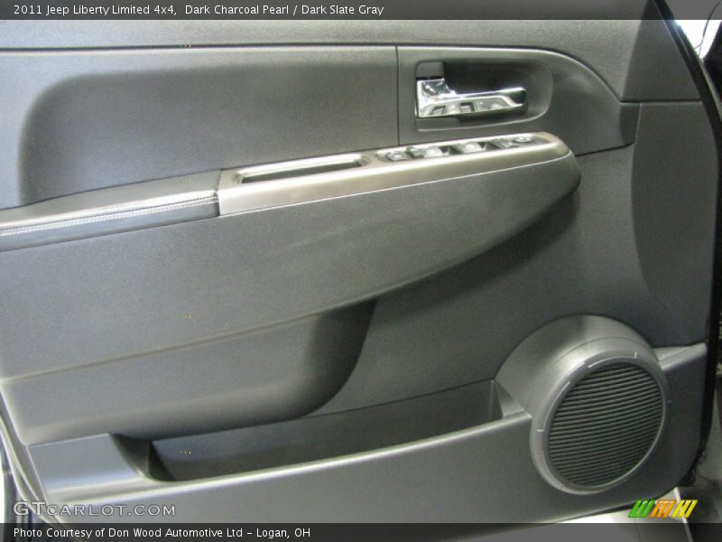 Dark Charcoal Pearl / Dark Slate Gray 2011 Jeep Liberty Limited 4x4