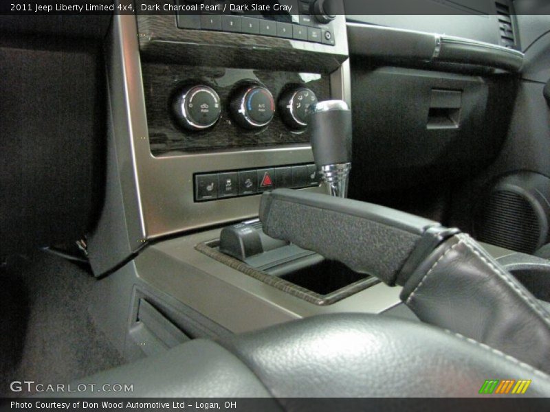 Dark Charcoal Pearl / Dark Slate Gray 2011 Jeep Liberty Limited 4x4
