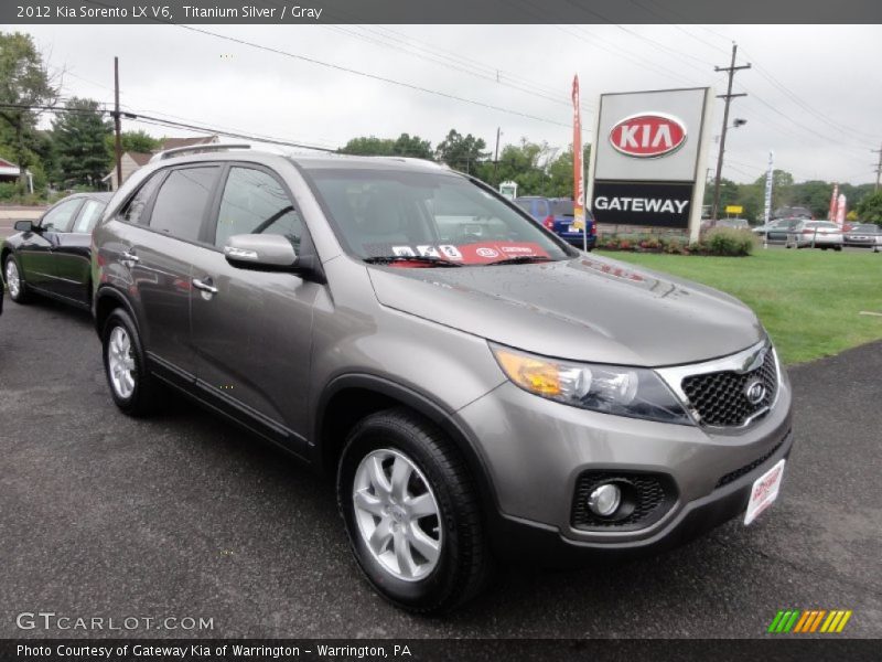 Titanium Silver / Gray 2012 Kia Sorento LX V6