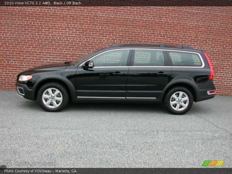 Black / Off Black 2010 Volvo XC70 3.2 AWD