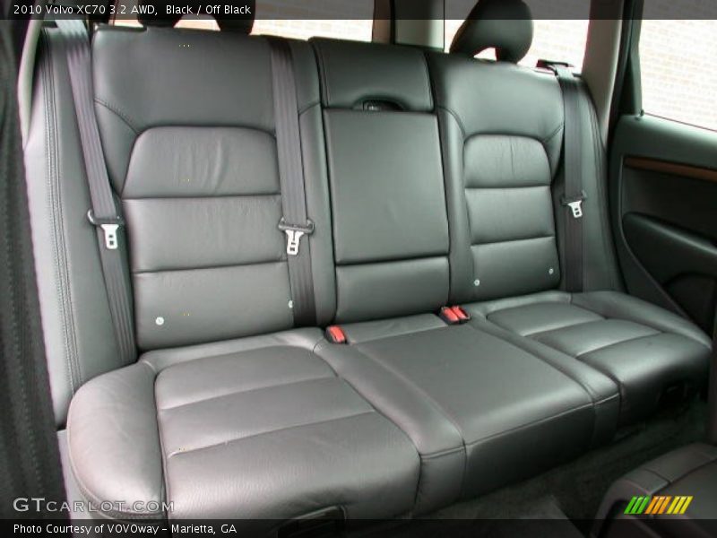 Black / Off Black 2010 Volvo XC70 3.2 AWD