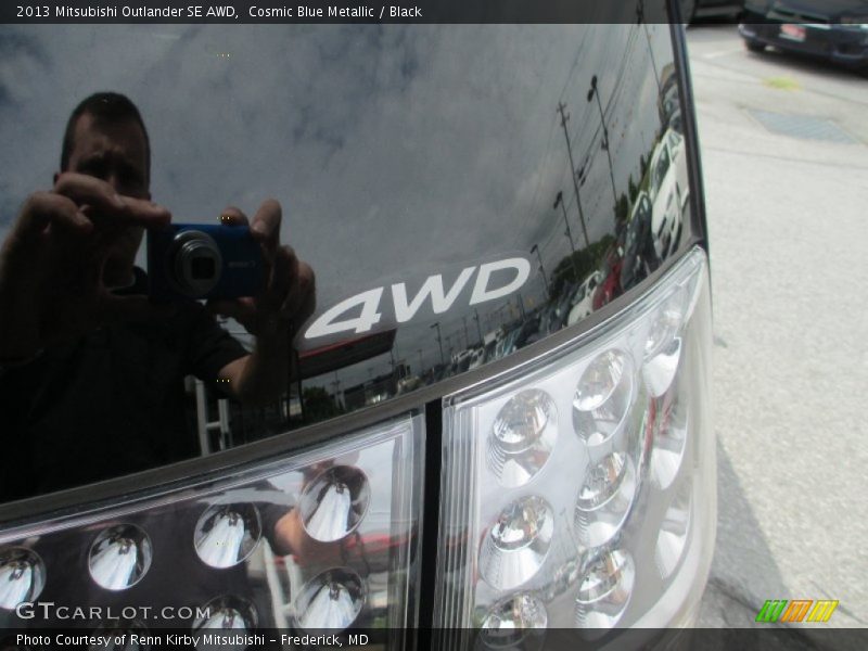  2013 Outlander SE AWD Logo