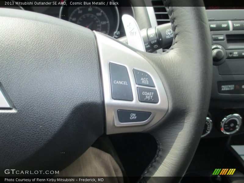 Controls of 2013 Outlander SE AWD