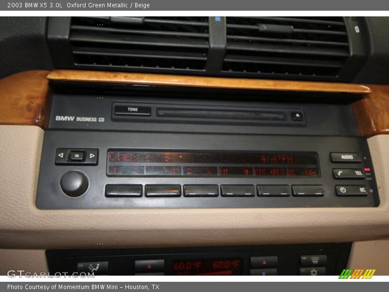 Controls of 2003 X5 3.0i