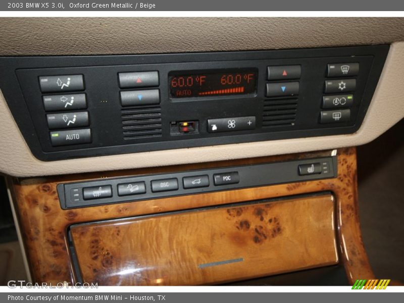 Controls of 2003 X5 3.0i
