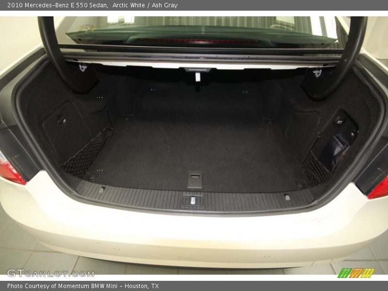 Arctic White / Ash Gray 2010 Mercedes-Benz E 550 Sedan