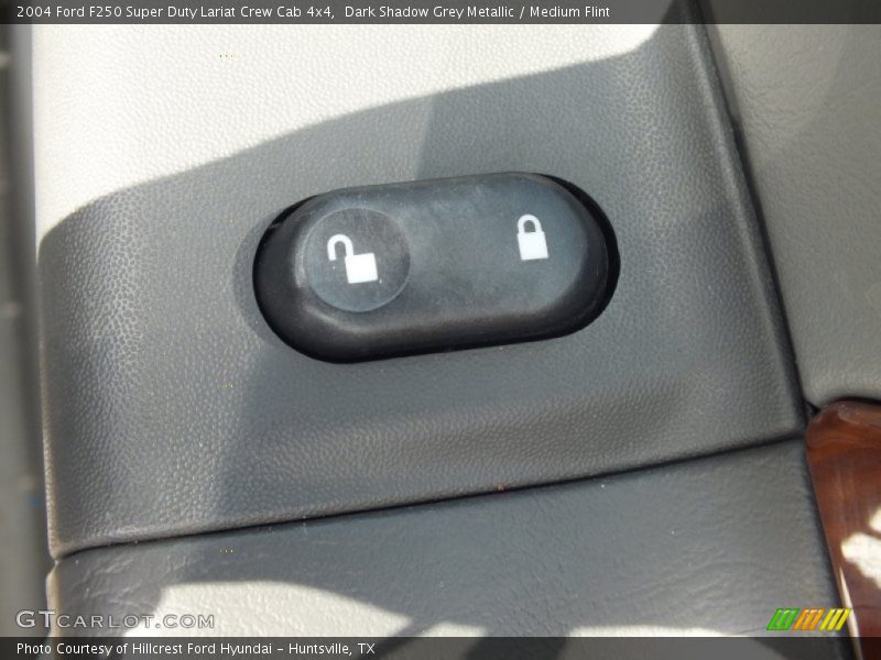 Dark Shadow Grey Metallic / Medium Flint 2004 Ford F250 Super Duty Lariat Crew Cab 4x4