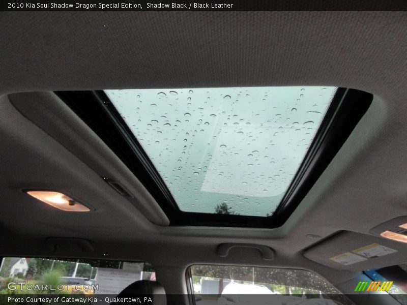 Sunroof of 2010 Soul Shadow Dragon Special Edition