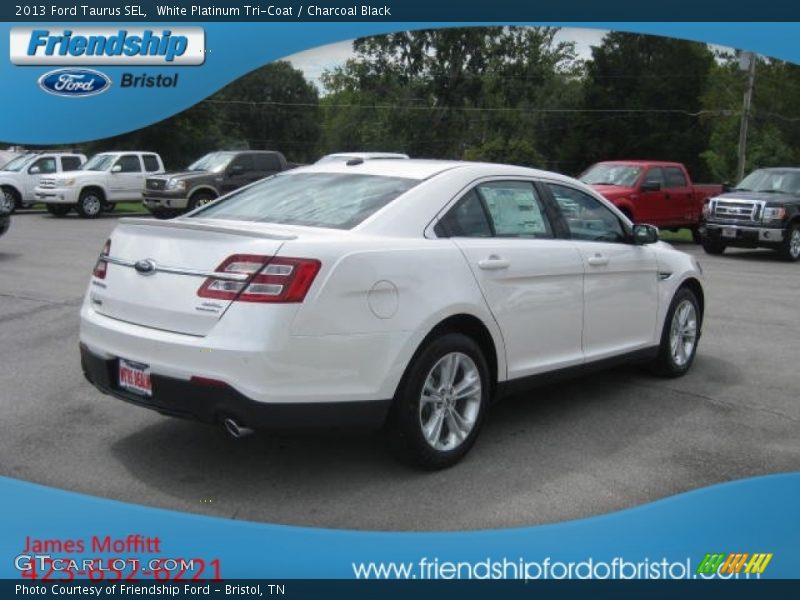 White Platinum Tri-Coat / Charcoal Black 2013 Ford Taurus SEL