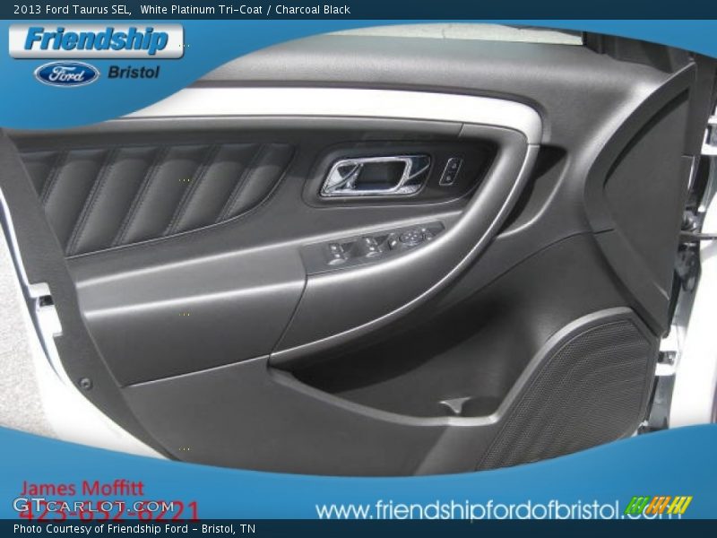 White Platinum Tri-Coat / Charcoal Black 2013 Ford Taurus SEL