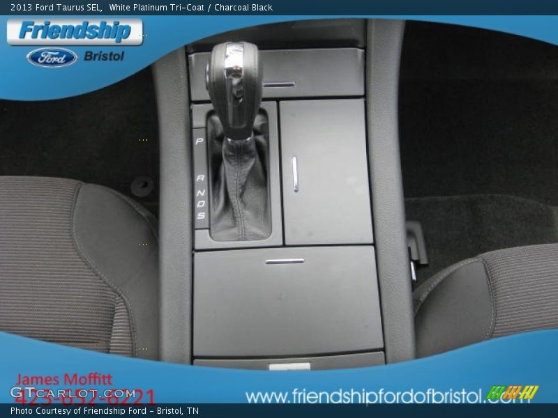 White Platinum Tri-Coat / Charcoal Black 2013 Ford Taurus SEL