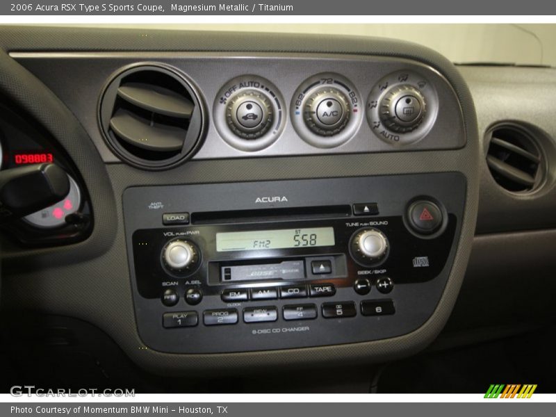 Controls of 2006 RSX Type S Sports Coupe
