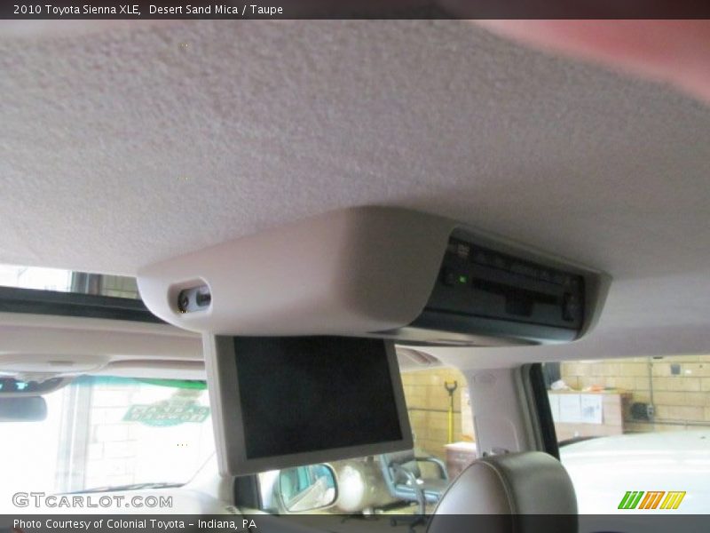 Desert Sand Mica / Taupe 2010 Toyota Sienna XLE