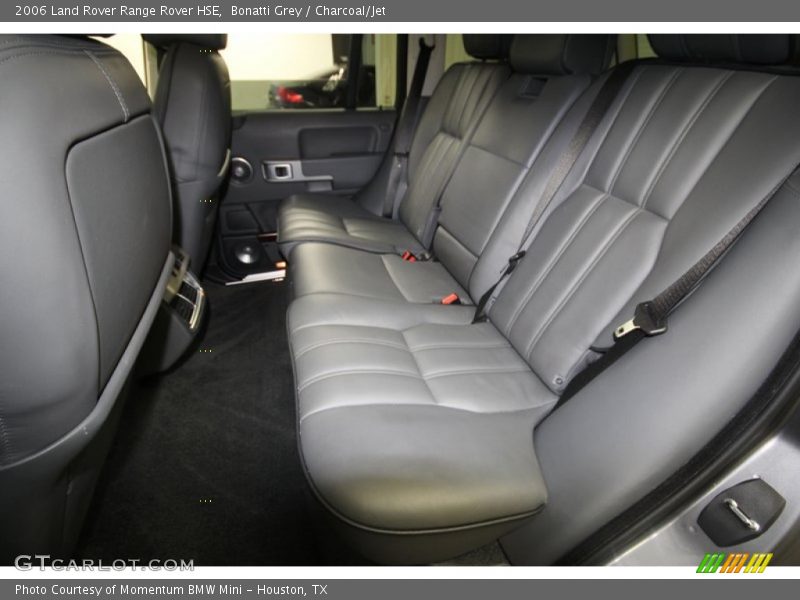 Rear Seat of 2006 Range Rover HSE