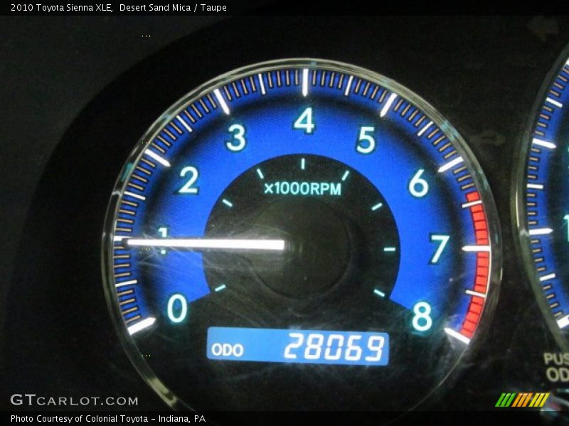 Desert Sand Mica / Taupe 2010 Toyota Sienna XLE