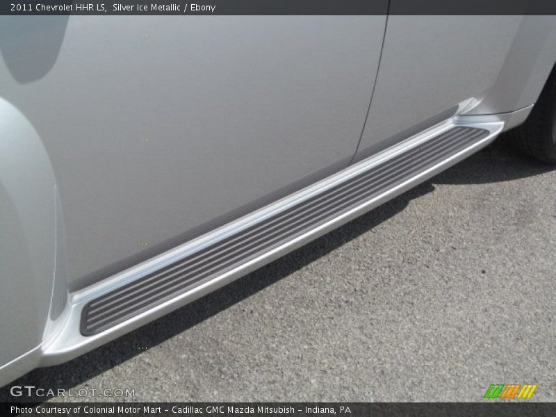 Silver Ice Metallic / Ebony 2011 Chevrolet HHR LS
