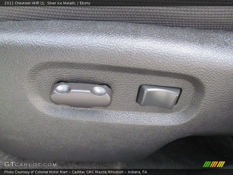 Silver Ice Metallic / Ebony 2011 Chevrolet HHR LS