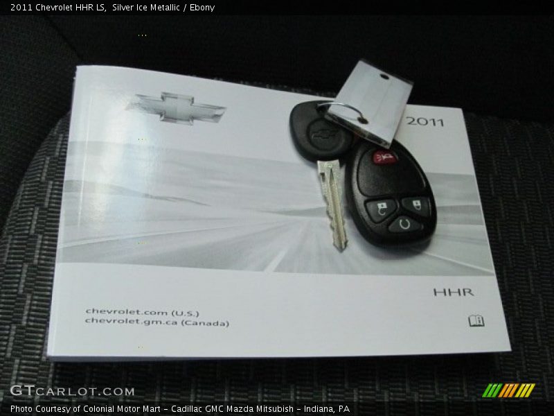 Silver Ice Metallic / Ebony 2011 Chevrolet HHR LS