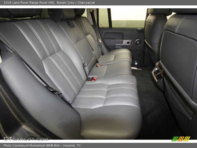 Rear Seat of 2006 Range Rover HSE