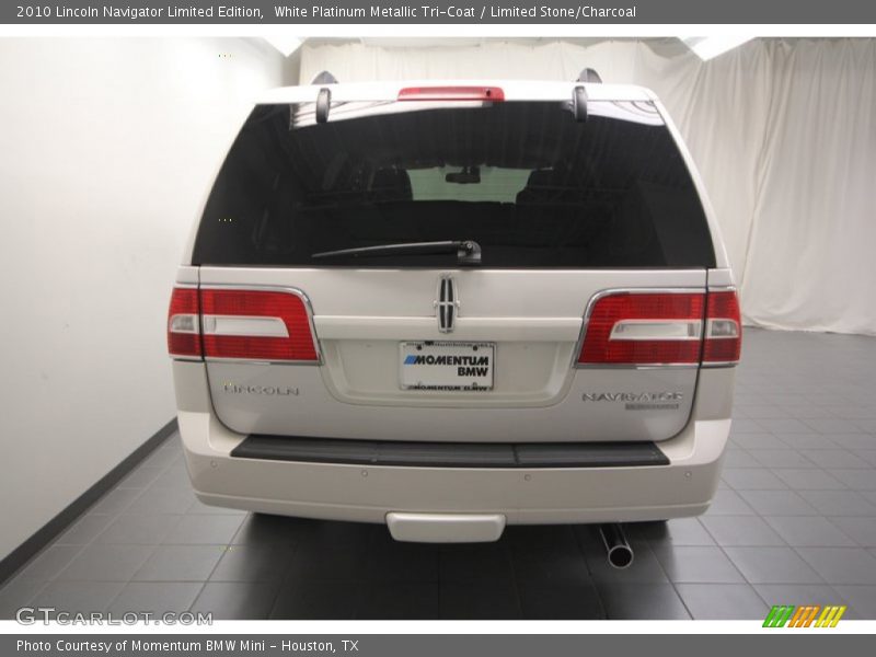 White Platinum Metallic Tri-Coat / Limited Stone/Charcoal 2010 Lincoln Navigator Limited Edition