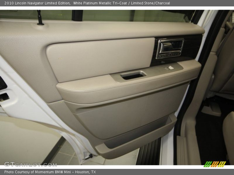 White Platinum Metallic Tri-Coat / Limited Stone/Charcoal 2010 Lincoln Navigator Limited Edition