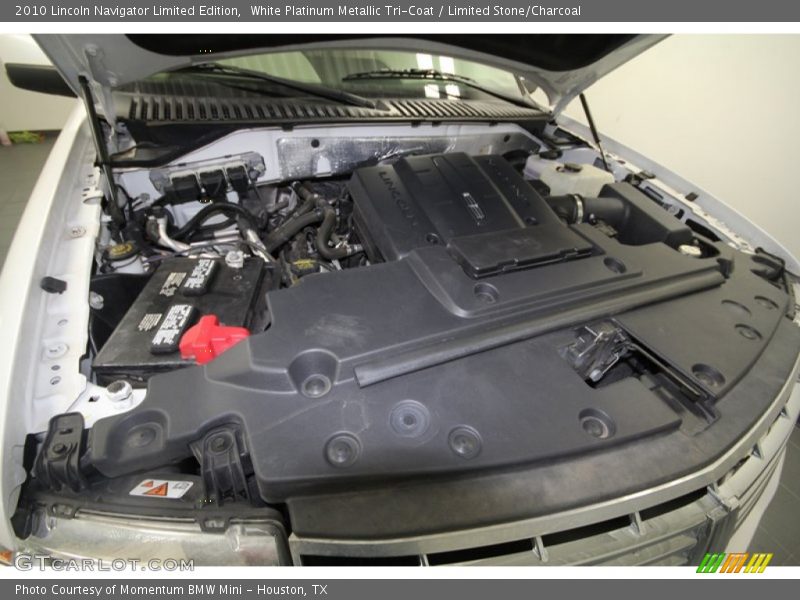 White Platinum Metallic Tri-Coat / Limited Stone/Charcoal 2010 Lincoln Navigator Limited Edition