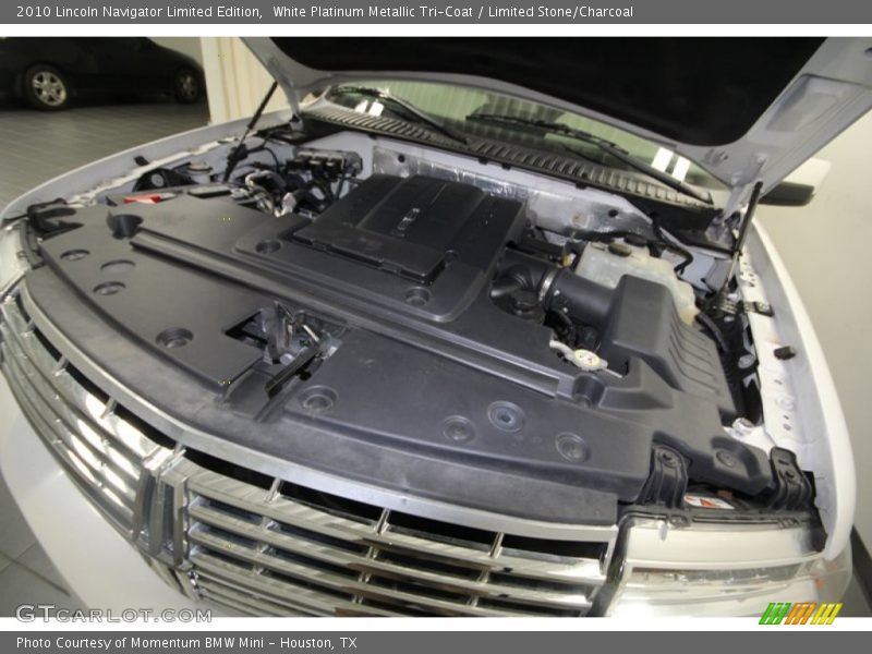 White Platinum Metallic Tri-Coat / Limited Stone/Charcoal 2010 Lincoln Navigator Limited Edition