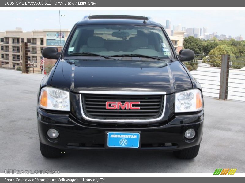 Onyx Black / Light Gray 2005 GMC Envoy XUV SLE