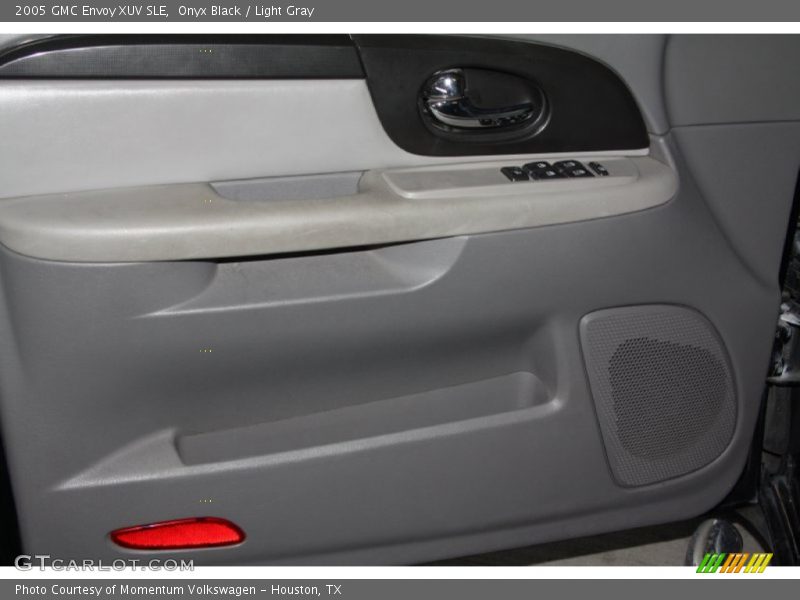 Onyx Black / Light Gray 2005 GMC Envoy XUV SLE