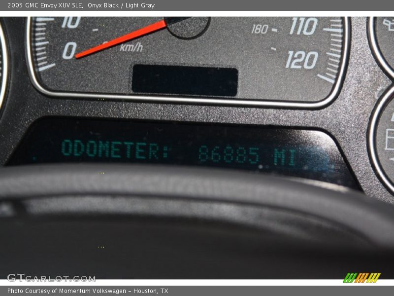 Onyx Black / Light Gray 2005 GMC Envoy XUV SLE